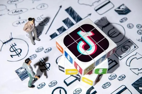 什么是抖音年框？